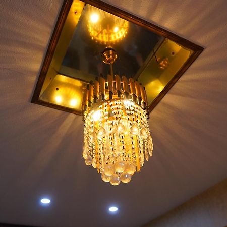 National Hotel Lahore Esterno foto